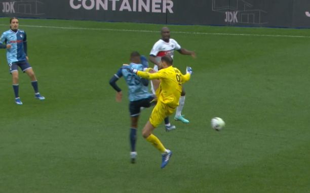 Pedeapsa primită de Gianluigi Donnarumma, după intrarea "horror" din meciul Le Havre - PSG 0-2