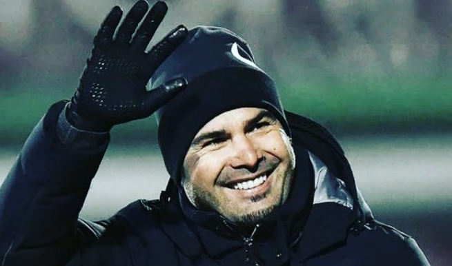 Anunț-surpriză din Azerbaijan: Adrian Mutu vrea să o lase pe Neftchi Baku pentru o echipă din SuperLiga!