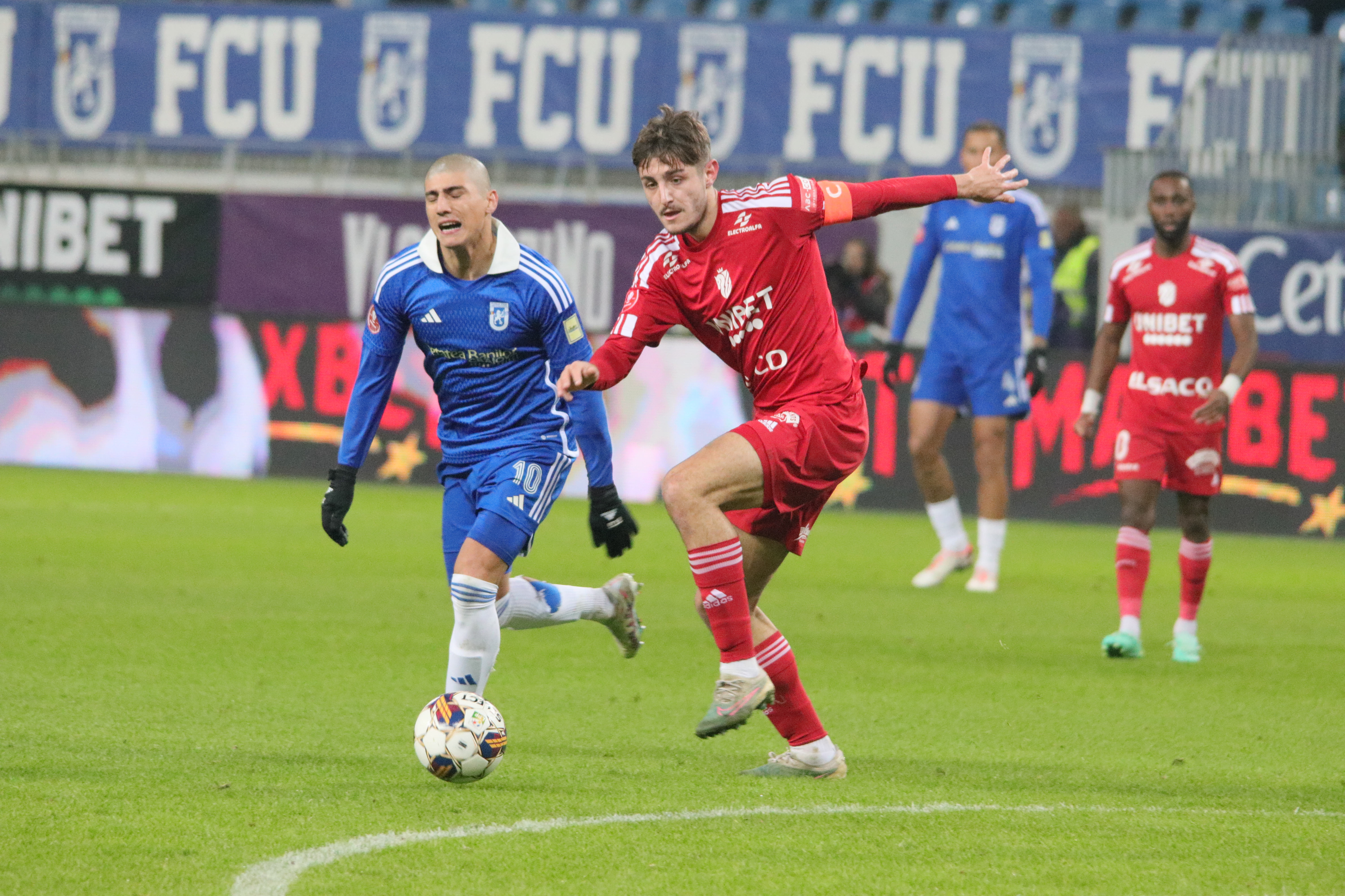 FCU Craiova - FC Botoșani 2-0. Oltenii câștigă fără probleme partida din Bănie