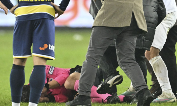 MKE Ankaragucu President Faruk Koca punched referee Halil Umut Meler