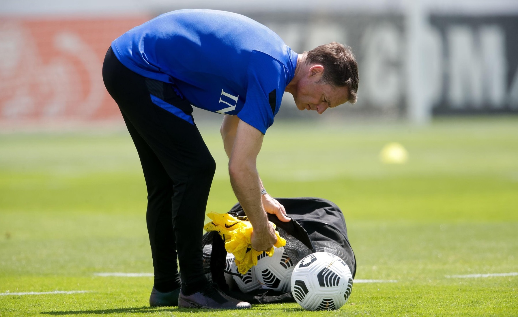 "Cel mai prost antrenor din istoria Premier League" a fost dat afară încă o dată