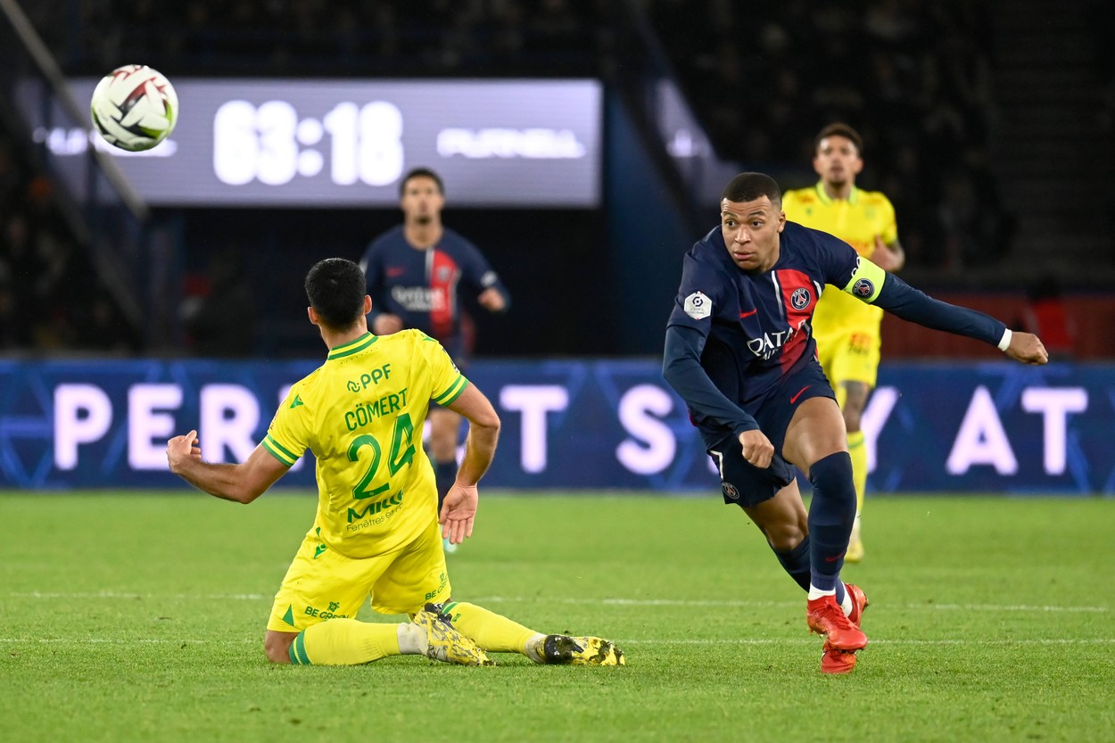 Kylian Mbappe, cel puțin încă doi ani la PSG? Ce contract îi pregătesc parizienii