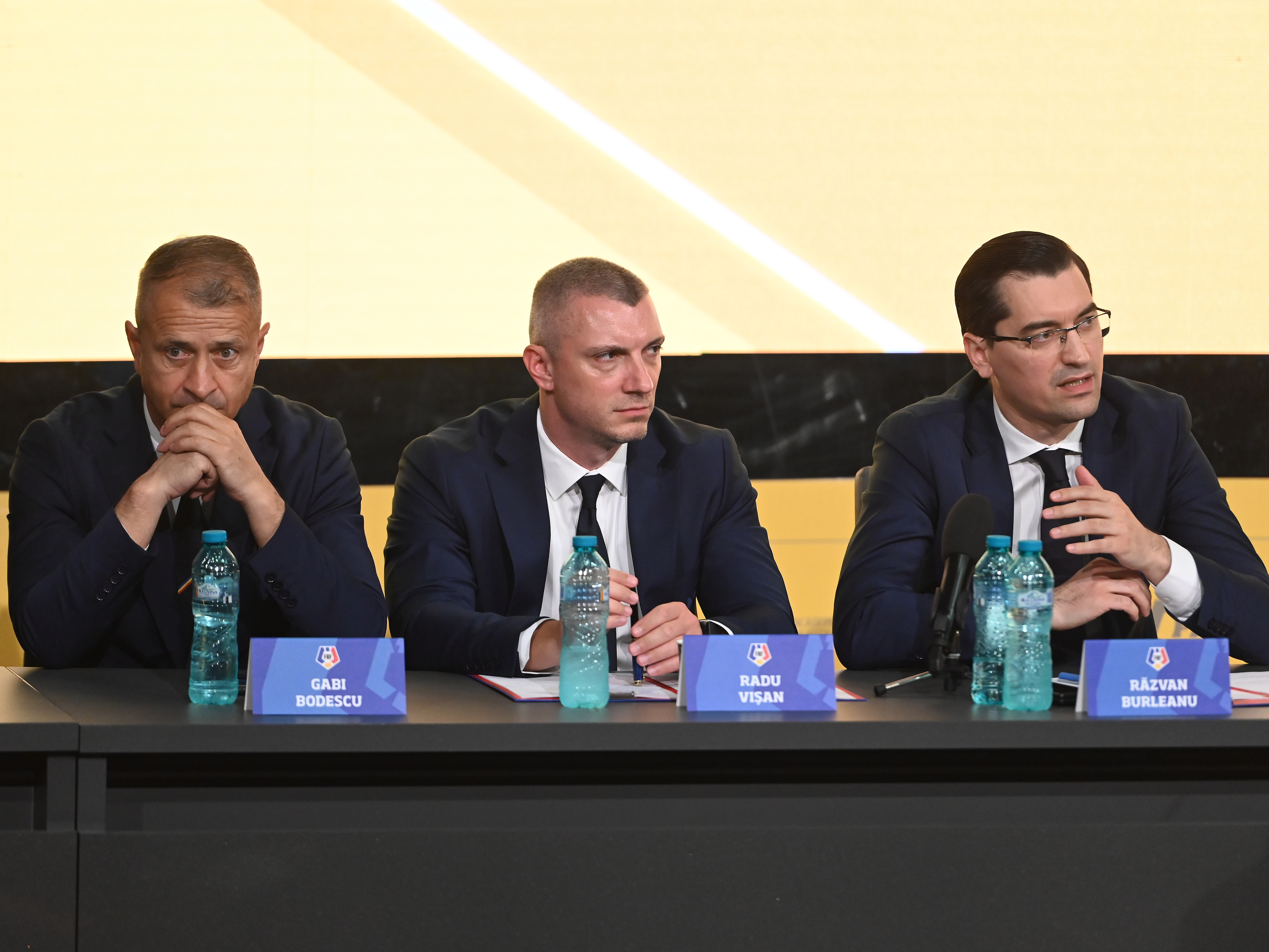 "Mâna dreaptă" a lui Răzvan Burleanu a intervenit: "Este foarte apreciat la UEFA! Noi îl linșăm"
