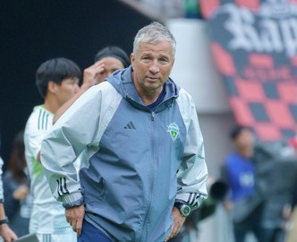 ”Transfer de necrezut”. Ce jucător a primit Dan Petrescu la Jeonbuk