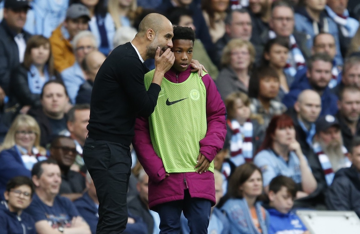 Reacția lui Pep Guardiola când a văzut poza celebră în care apare alături de Micah Hamilton