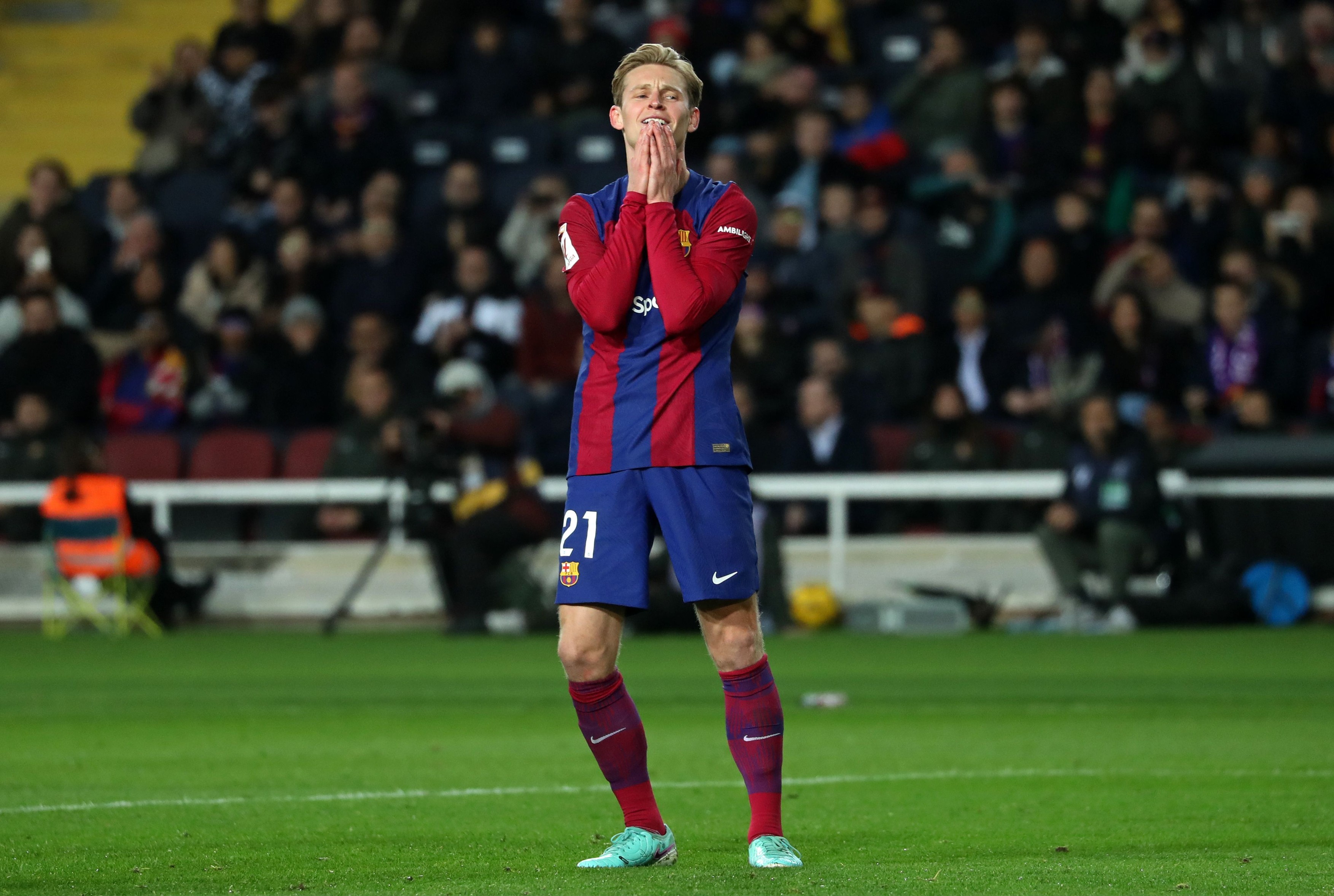 Agentul lui Frenkie de Jong a ”explodat” după presupusele acuzații ale lui Deco