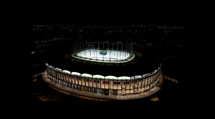 Foto  Cum arată tribunele la meciul FCSB - Hermannstadt! Bate vântul pe  Arena Națională. Și la propriu, și la figurat