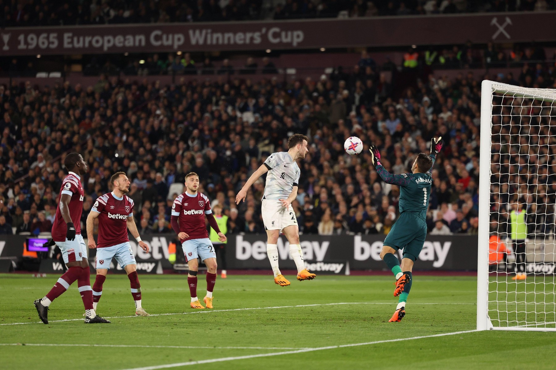 Cupa Ligii Angliei | Liverpool - West Ham 5-1. ”Cormoranii” s-au calificat în semifinale, după ce și-au ”demolat” adversara