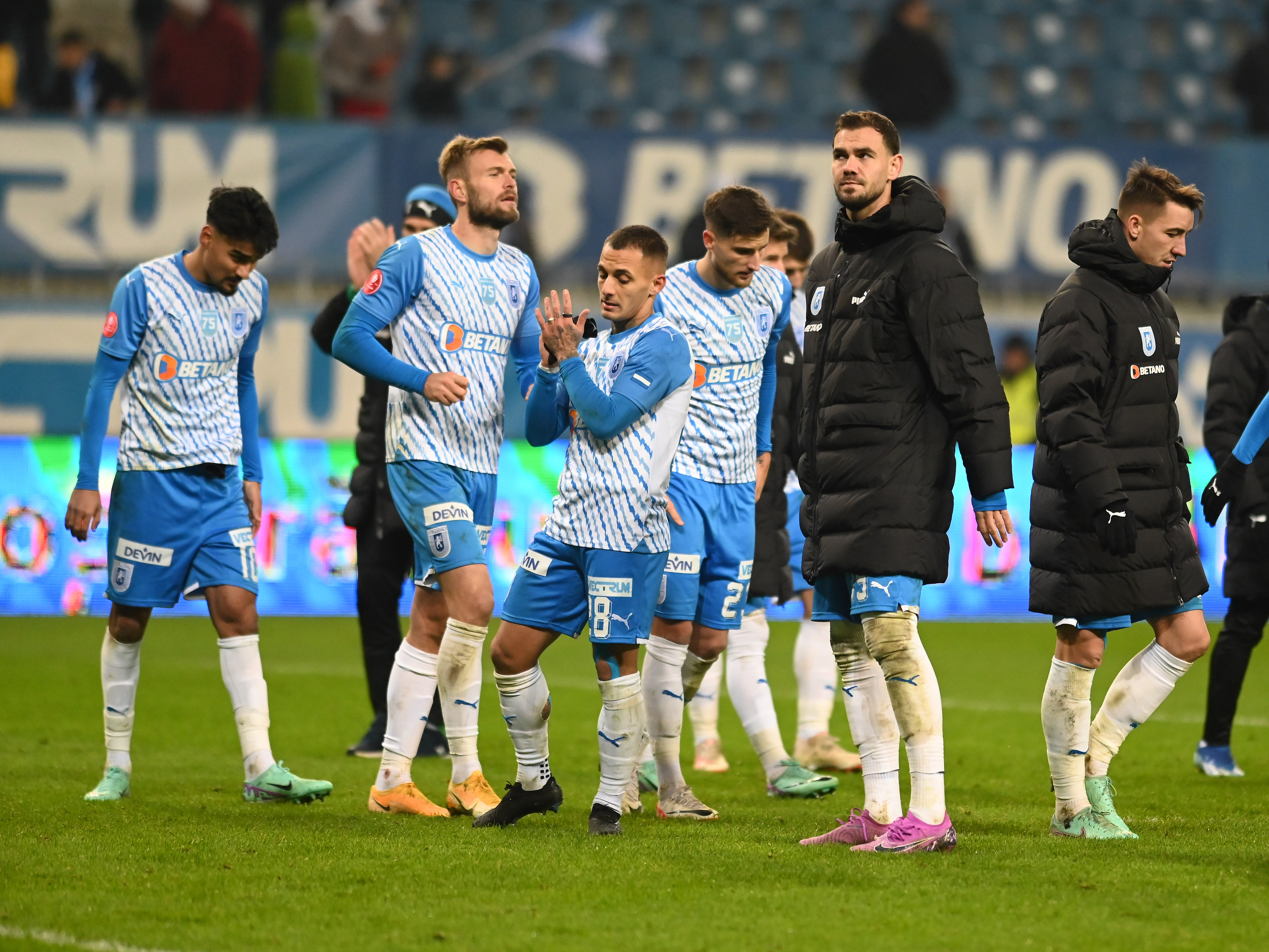 Universitatea Craiova, start de coșmar cu UTA Arad: două goluri încasate în patru minute!