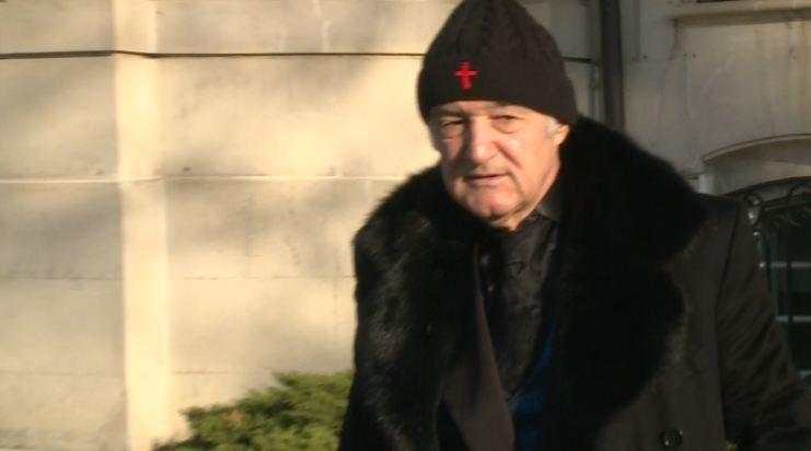 Gigi Becali a fost convins înaintea meciului cu Farul: modificarea la care s-a renunțat