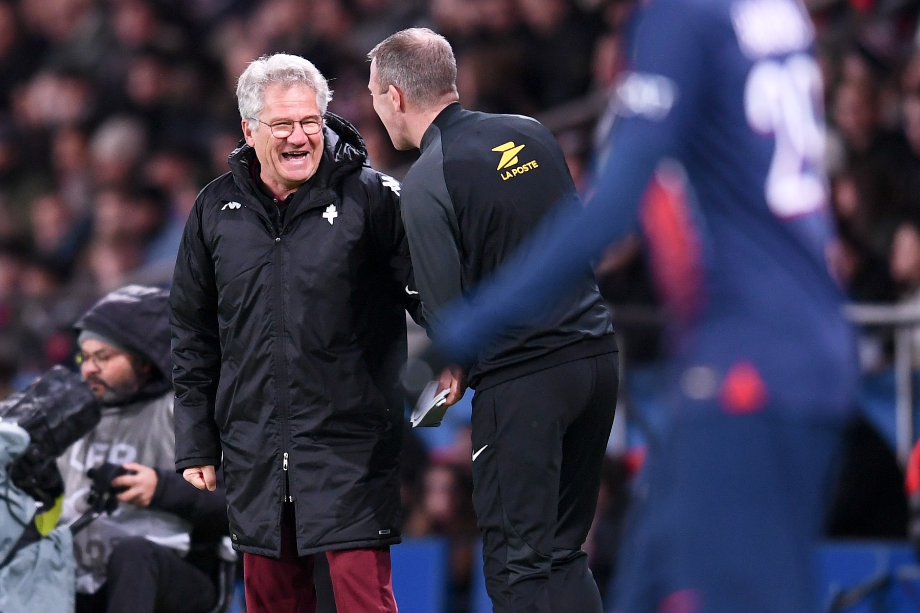 Francezii au postat imaginea cu Ladislau Boloni și Kylian Mbappe, după PSG - Metz 3-1