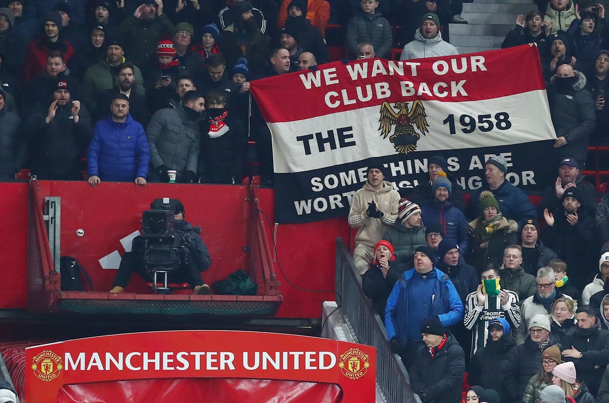 Nu au mai suportat. Reacția fanilor lui Manchester United, după înfrângerea cu Brighton