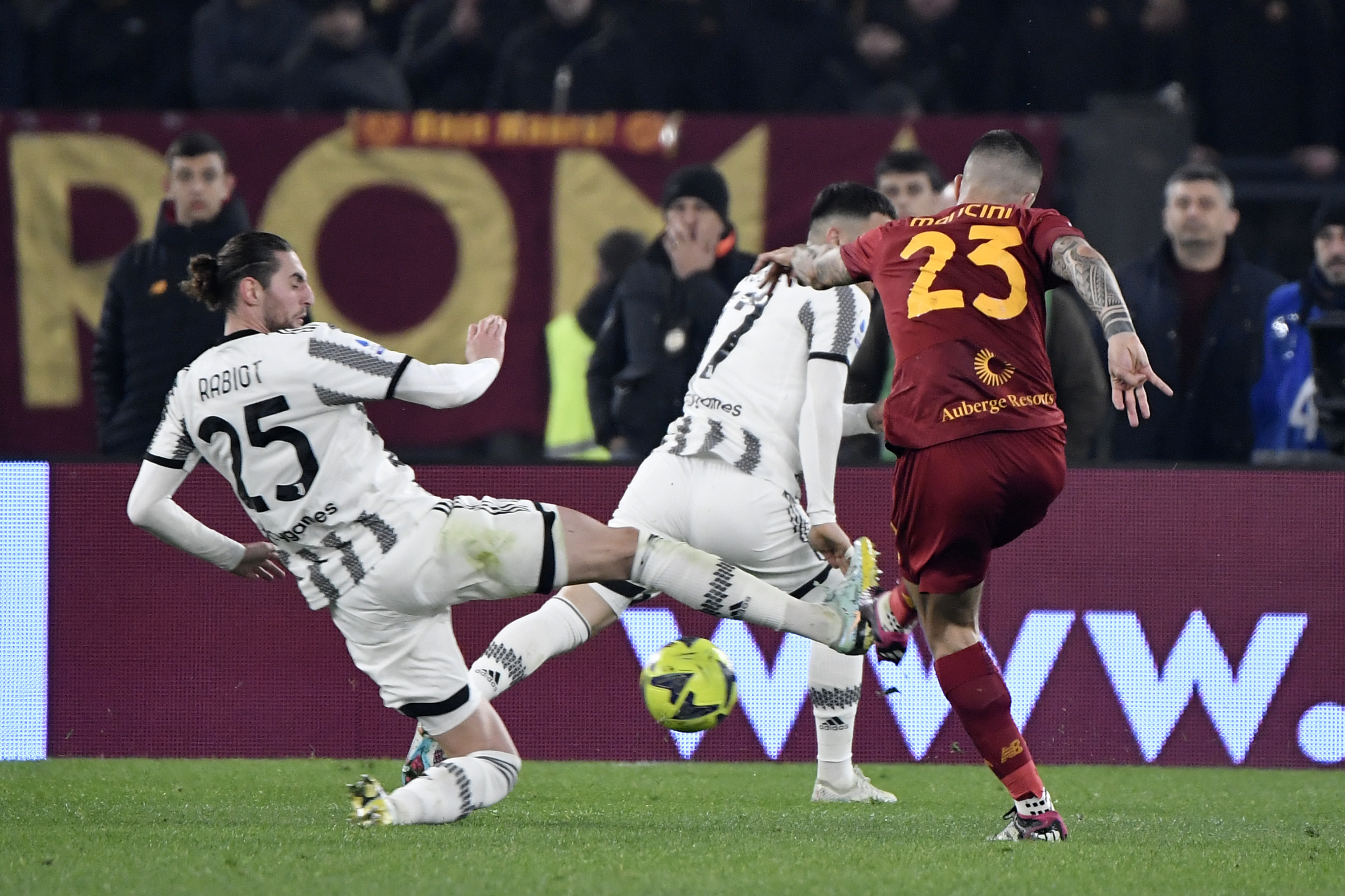 Juventus - AS Roma 1-0. ”Bătrâna Doamnă” se apropie la două puncte de liderul Inter