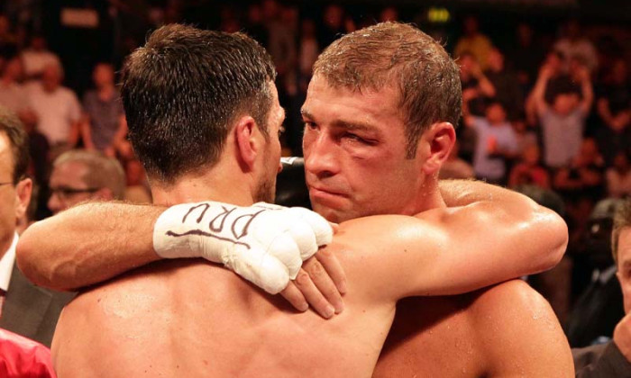 froch bute imbratisati