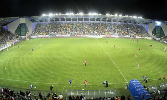 amical petrolul aek stadion