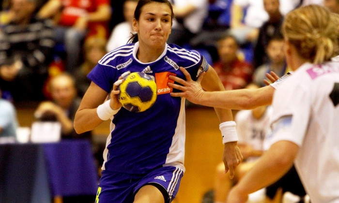 cristina neagu revine