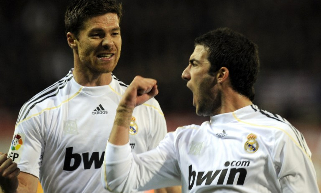 higuain xabi alonso