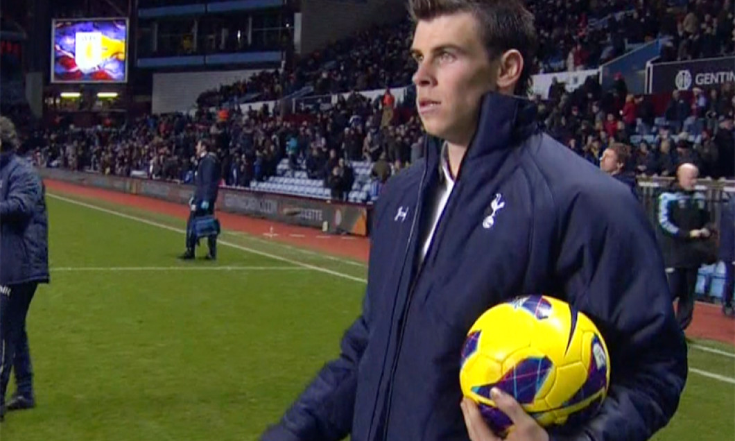 Gareth Bale cu mingea