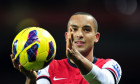 theo walcott-contract