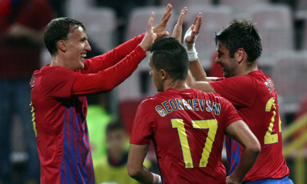 chiriches pleaca de la steaua