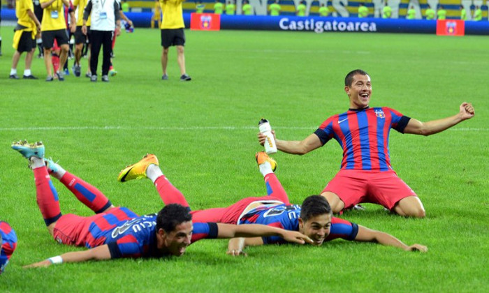 steaua jucatori pe jkos