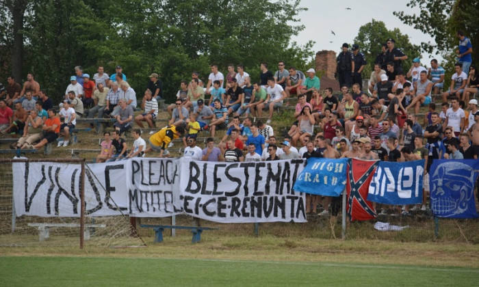 U Craiova suporteri
