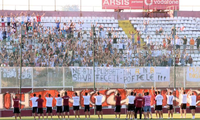 fani rapid si echipa