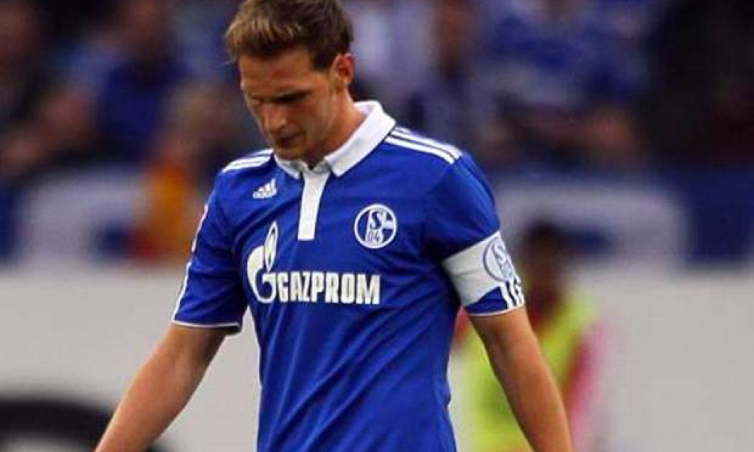 howedes