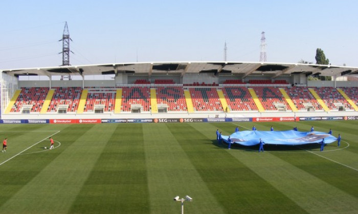 tribuna astra