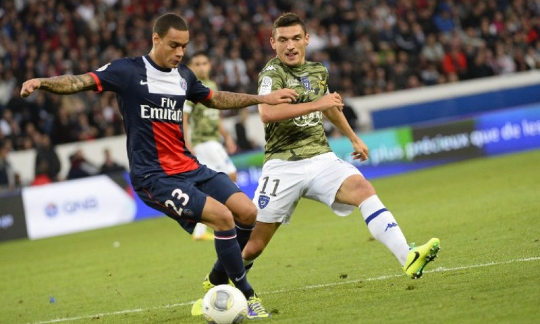 keseru bastia psg van der wiel