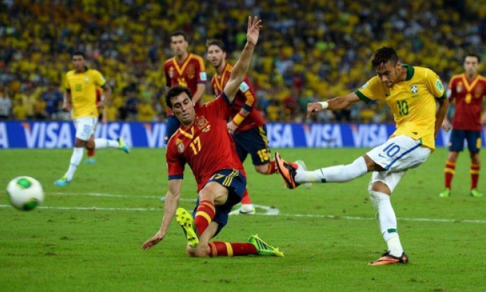 neymar arbeloa meci international