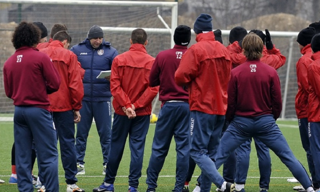 cfr cluj jucatori