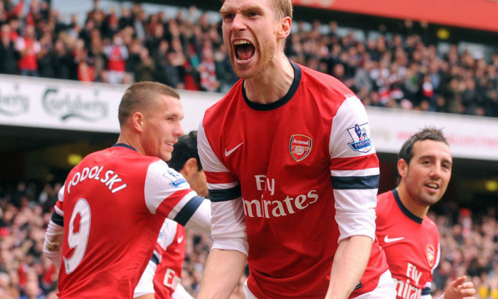 mertesacker cazorla arsenal