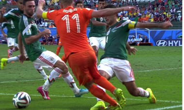Robben penalty Olanda