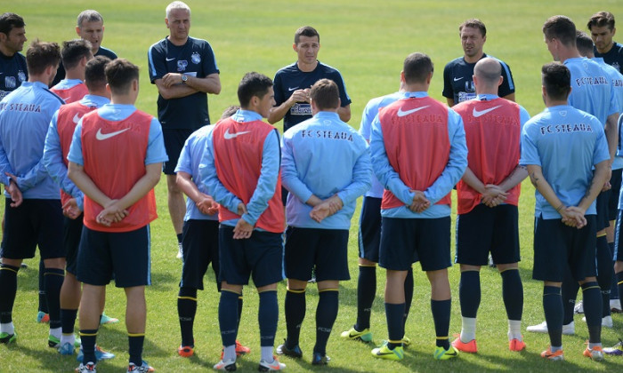 galca steaua antrenament