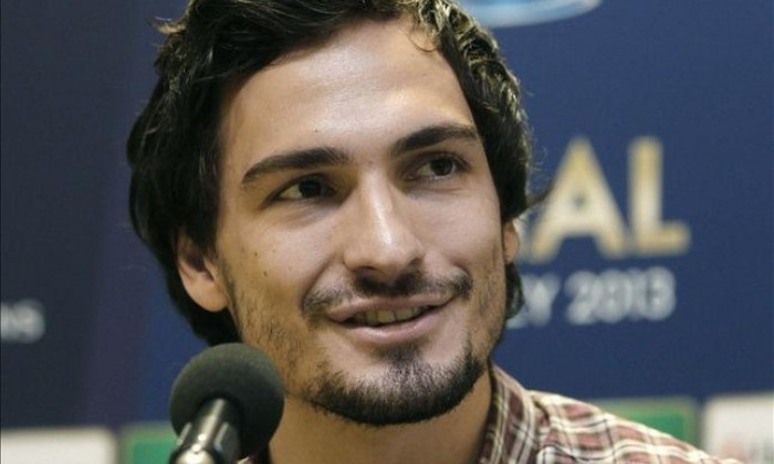 Hummels-1