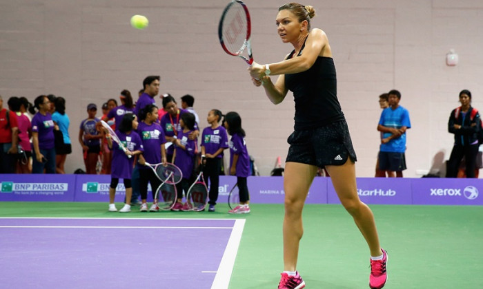 halep backhand