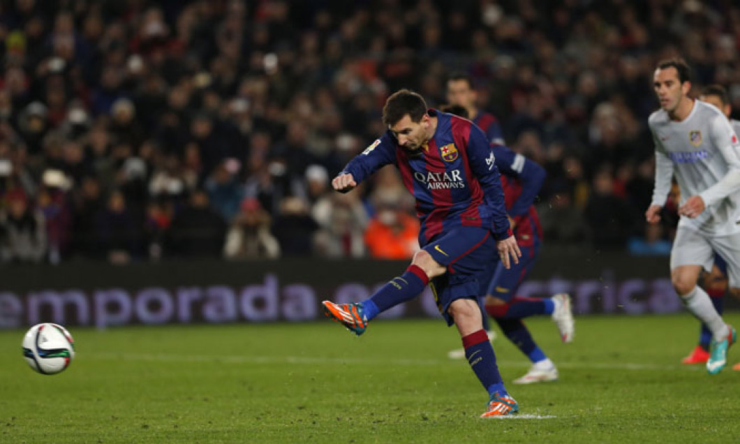 leo messi gol penalty