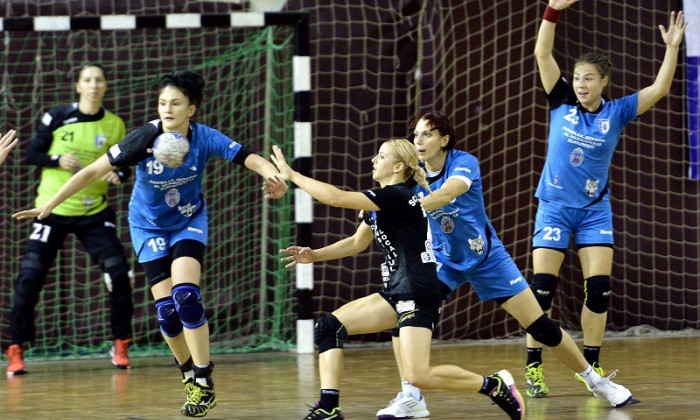 csm bucuresti handbal fete