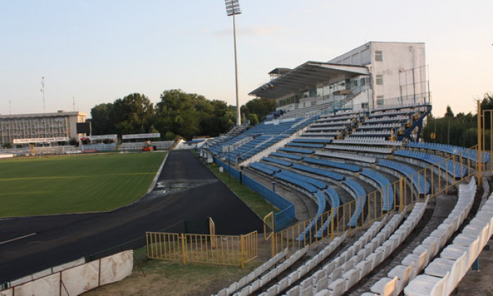 stadion pandurii