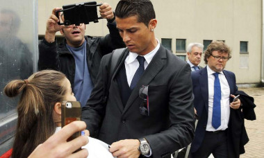 ronaldo autograf