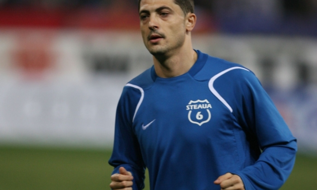 radoi steaua antrenor