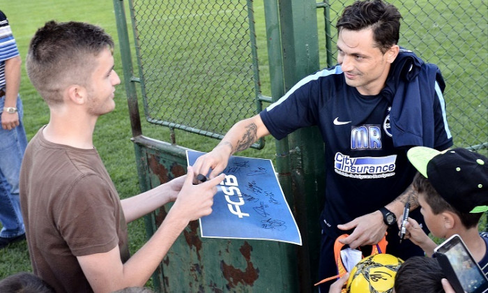 Radoi autografe