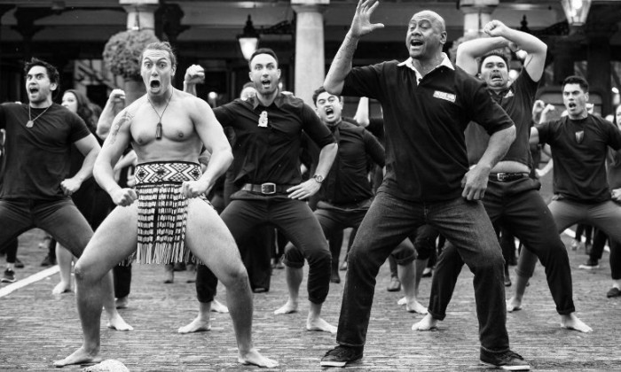 HAKA LOMU