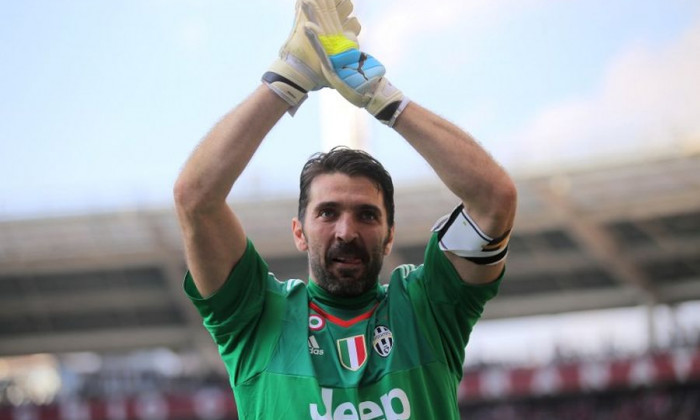 buffon record video