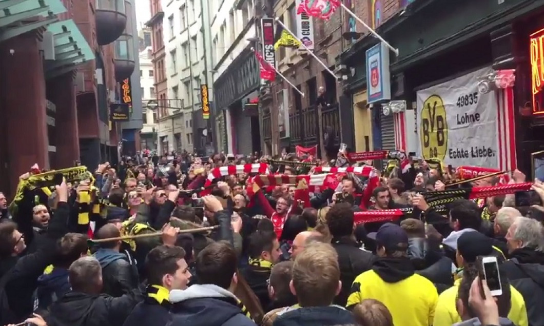 fani dortmund liverpool