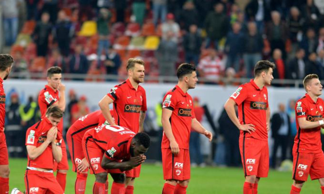 jucatori dinamo suparati