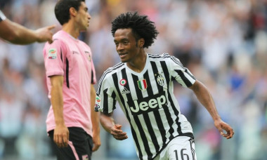 cuadrado juve