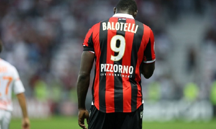 balotelli rosu