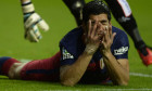 suarez miss 1